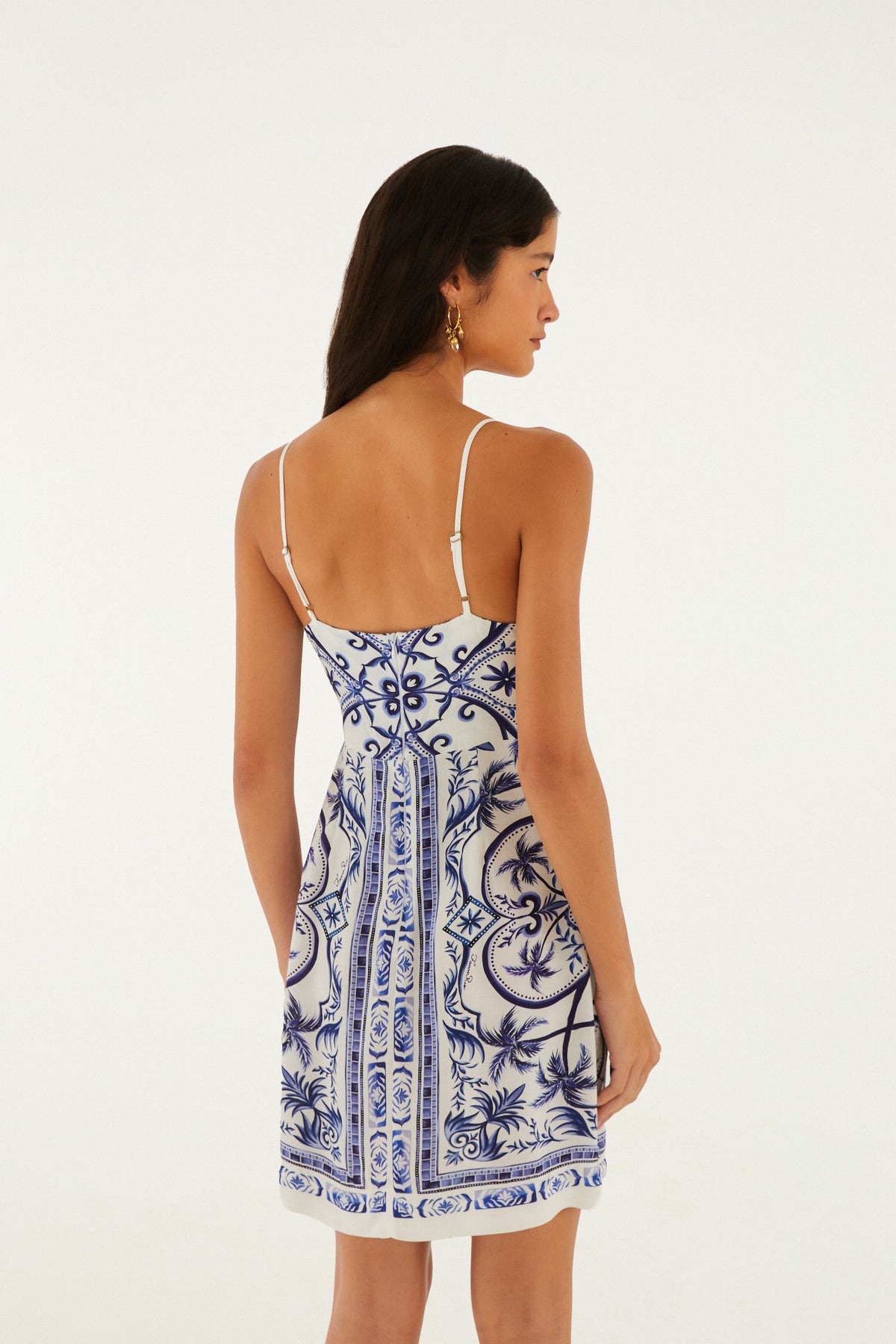 Vestido Corto Estampado Lenço Maravilha