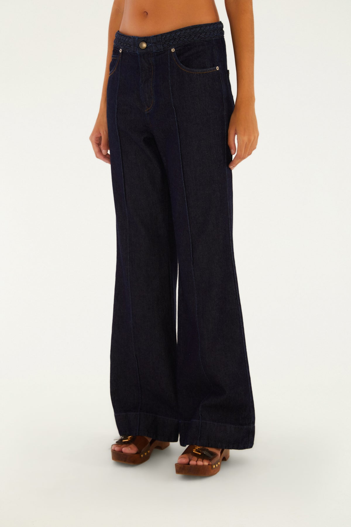 Pantalón Jeans Flare Cintura Trenzada