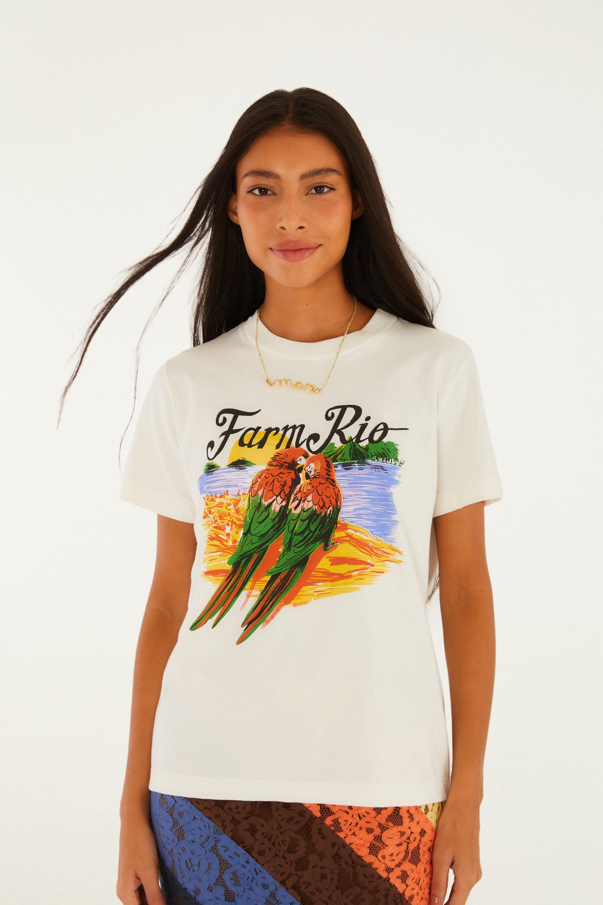 Camiseta Fit Araras Namorando